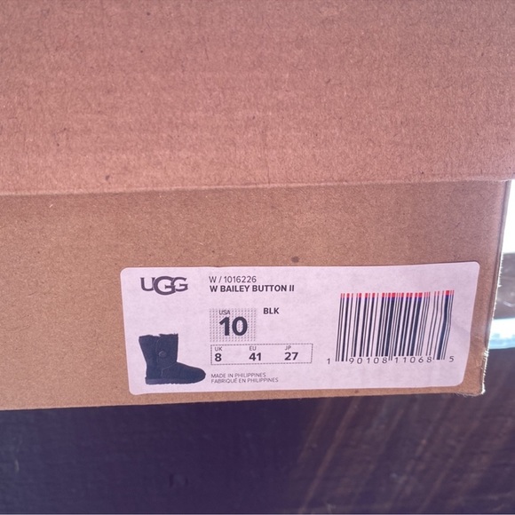 UGG Boots Bailey Button ll Black Size 10 - Picture 3 of 5
